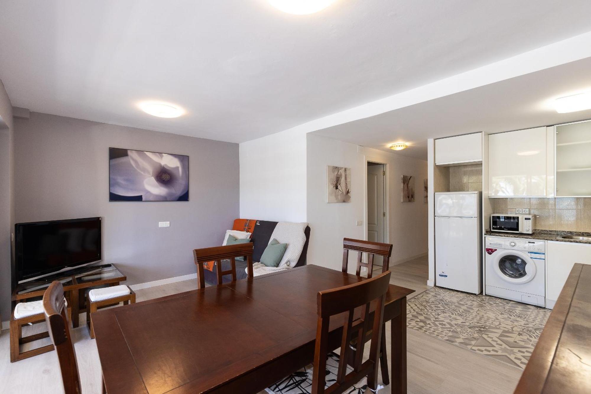 Uhc Rodas Apartments ซาลอว์ ห้อง รูปภาพ