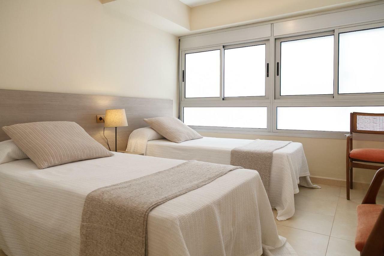 Uhc Rodas Apartments ซาลอว์ ภายนอก รูปภาพ