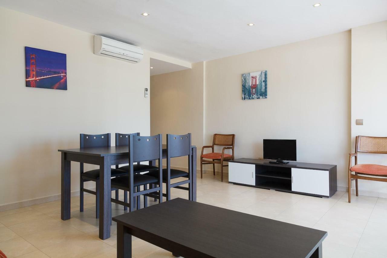 Uhc Rodas Apartments ซาลอว์ ภายนอก รูปภาพ